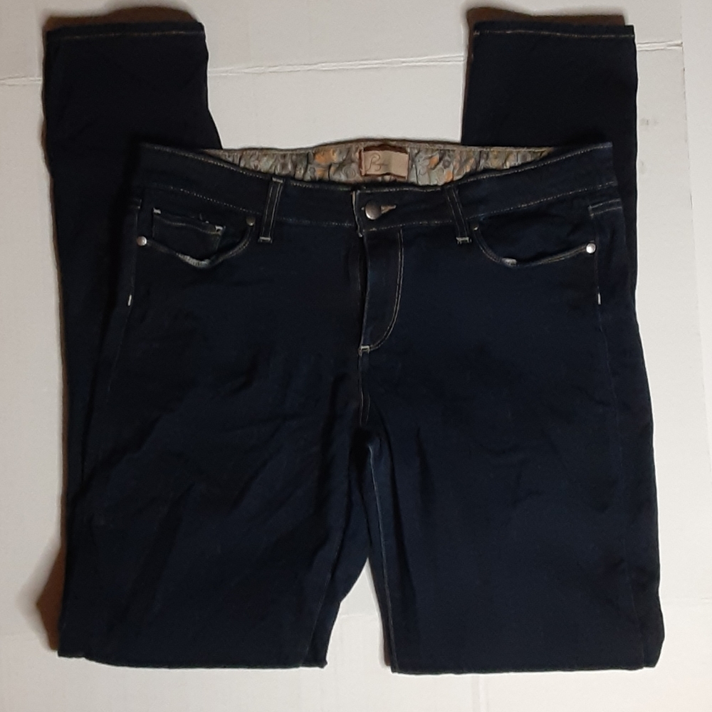Paige Peg Skinny Jeans Size 32
